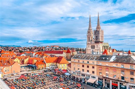 capital croatia|A TOUR OF ZAGREB .